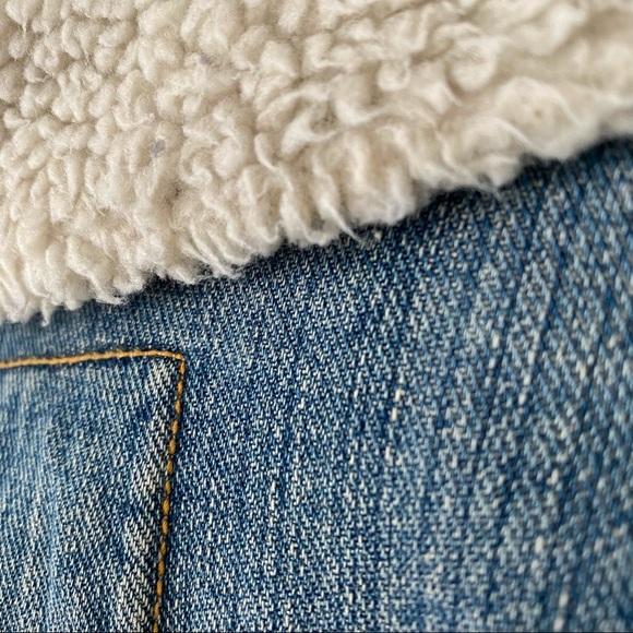 Crop Sherpa Denim-Jacket - Picture 4 of 7